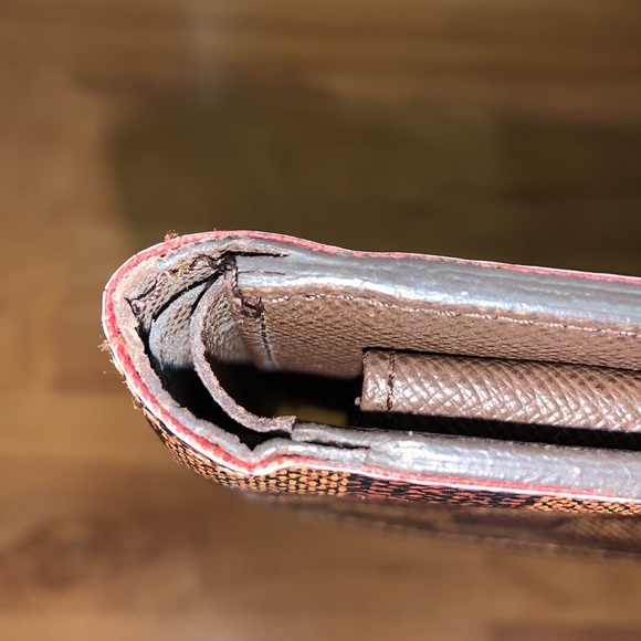 Authentic Louis Vuitton Damier Ebene Marco Bifold Leather Wallet - Picture 7 of 14